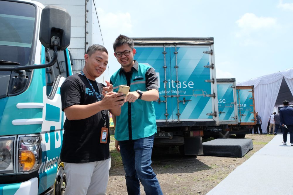 Indonesian logistics startups Ritase, Waresix close to raising funds
