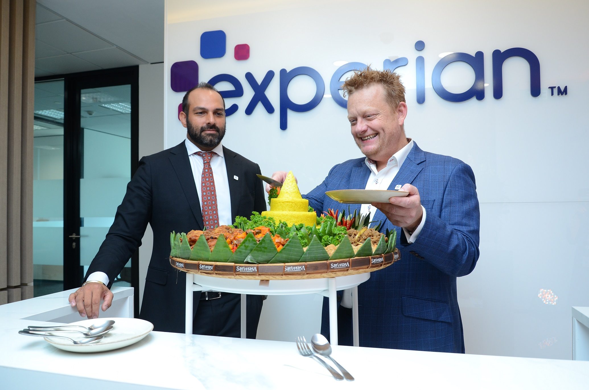 Indonesia Digest: Experian opens office in Jakarta; LINE Ventures leads Amartha's Series B round