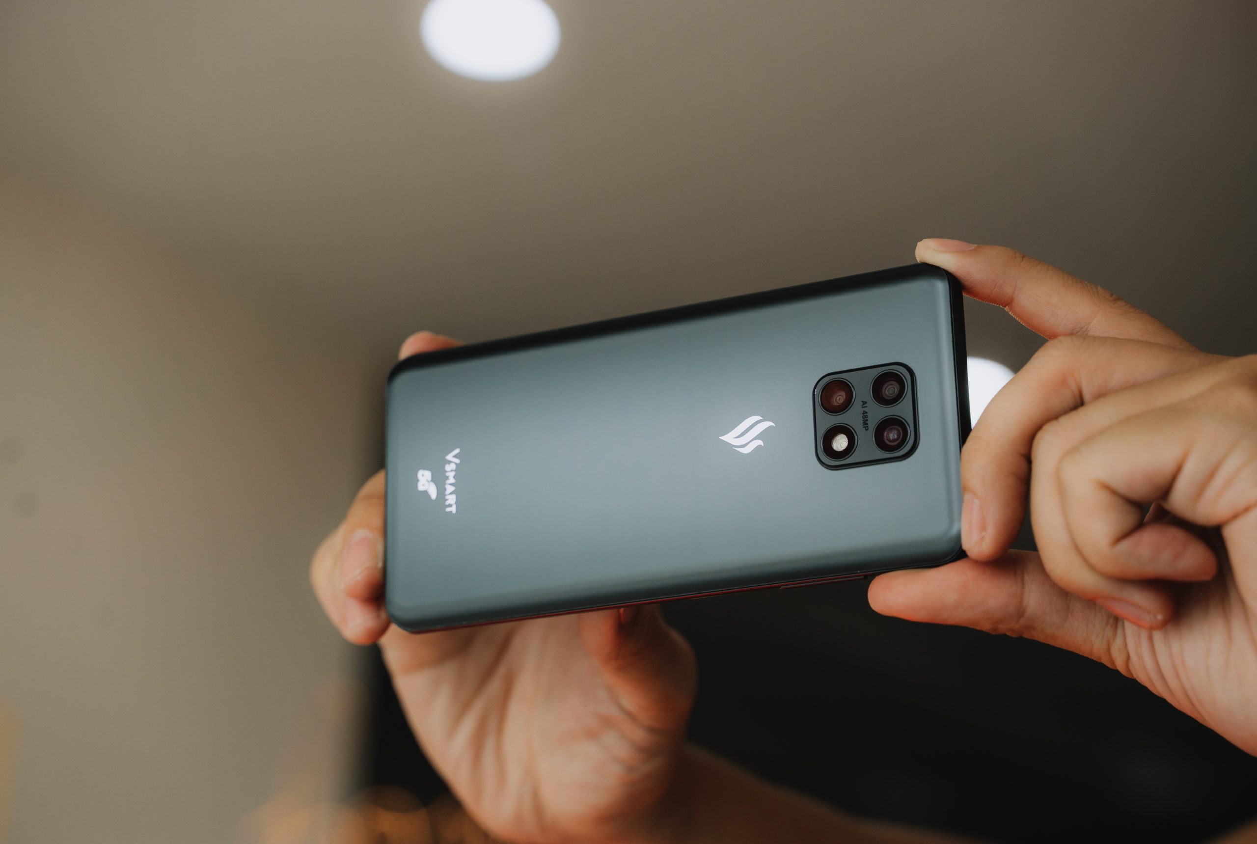 Vietnam's Vingroup eyes export of VSmart-branded 5G devices next year