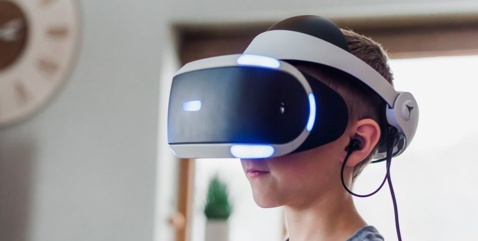 IQiyi's VR equipment arm raises Series B funds for hardware, content development