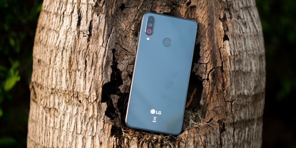 South Korea's LG becomes first major brand to wind up smartphone division