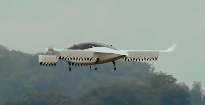 Tencent-backed German air taxi firm Lilium plans to raise $250m