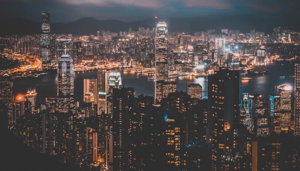 Chinese firm Zhihu's shares slump 22% in Hong Kong debut