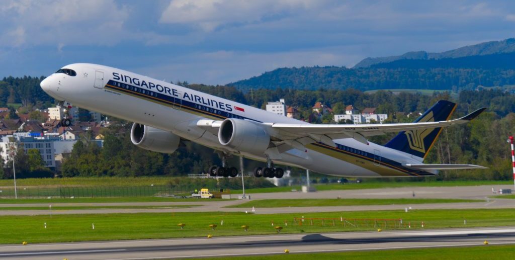 Singapore Airlines raises $600m in US dollar bond deal amid fall in travel demand