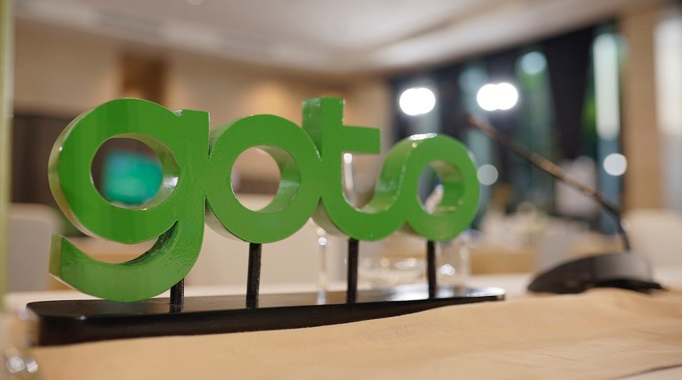 Indonesia's GoTo surges as much as 23% on listing debut