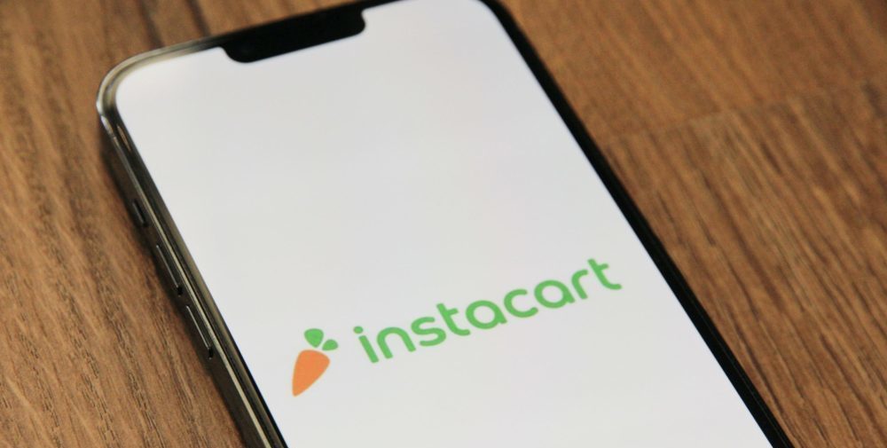 Squeezed by tech selloff, Instacart cuts valuation by 40% to $24b