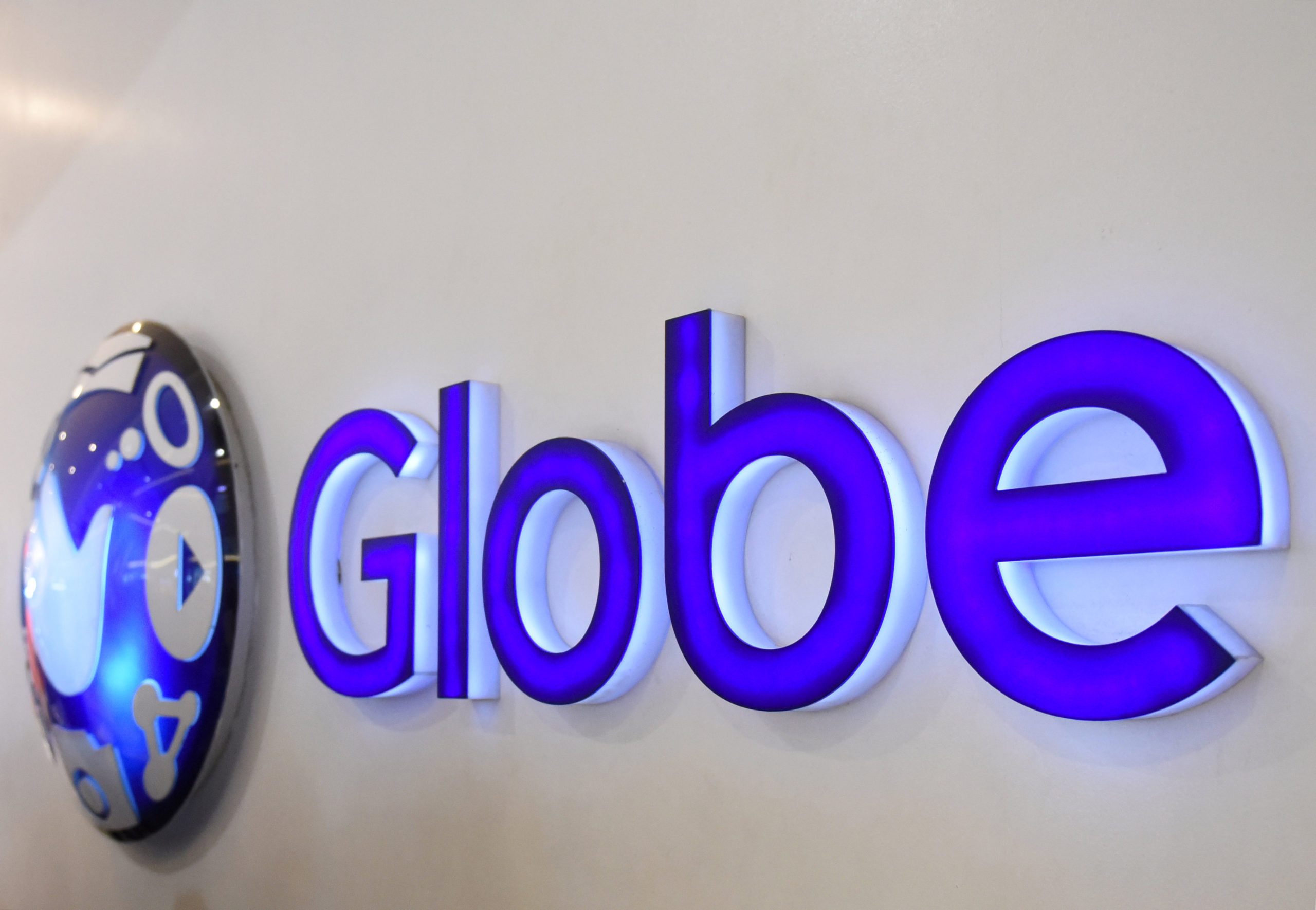 Philippines' Globe sells telecom towers for $340m