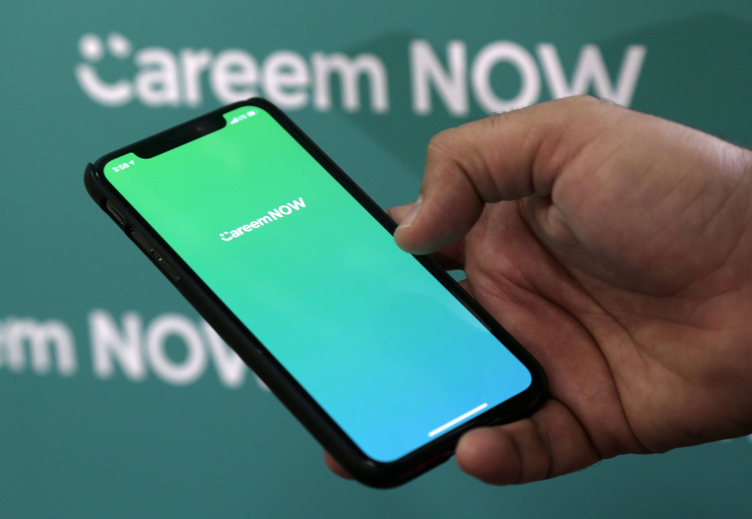 UAE's e& picks up $400m majority stake in Uber Middle East's super app