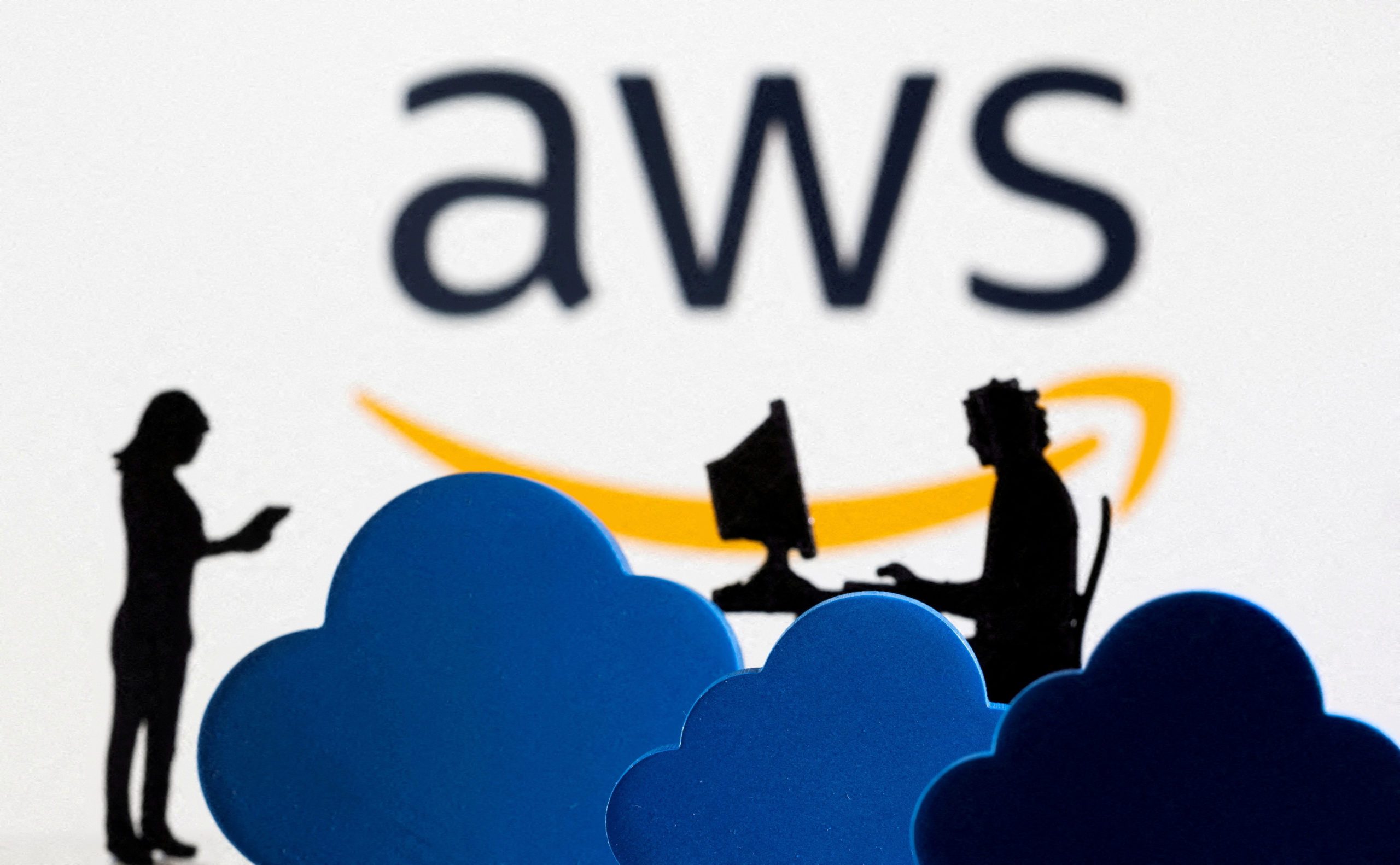 Amazon's India, South Asia cloud unit head quits
