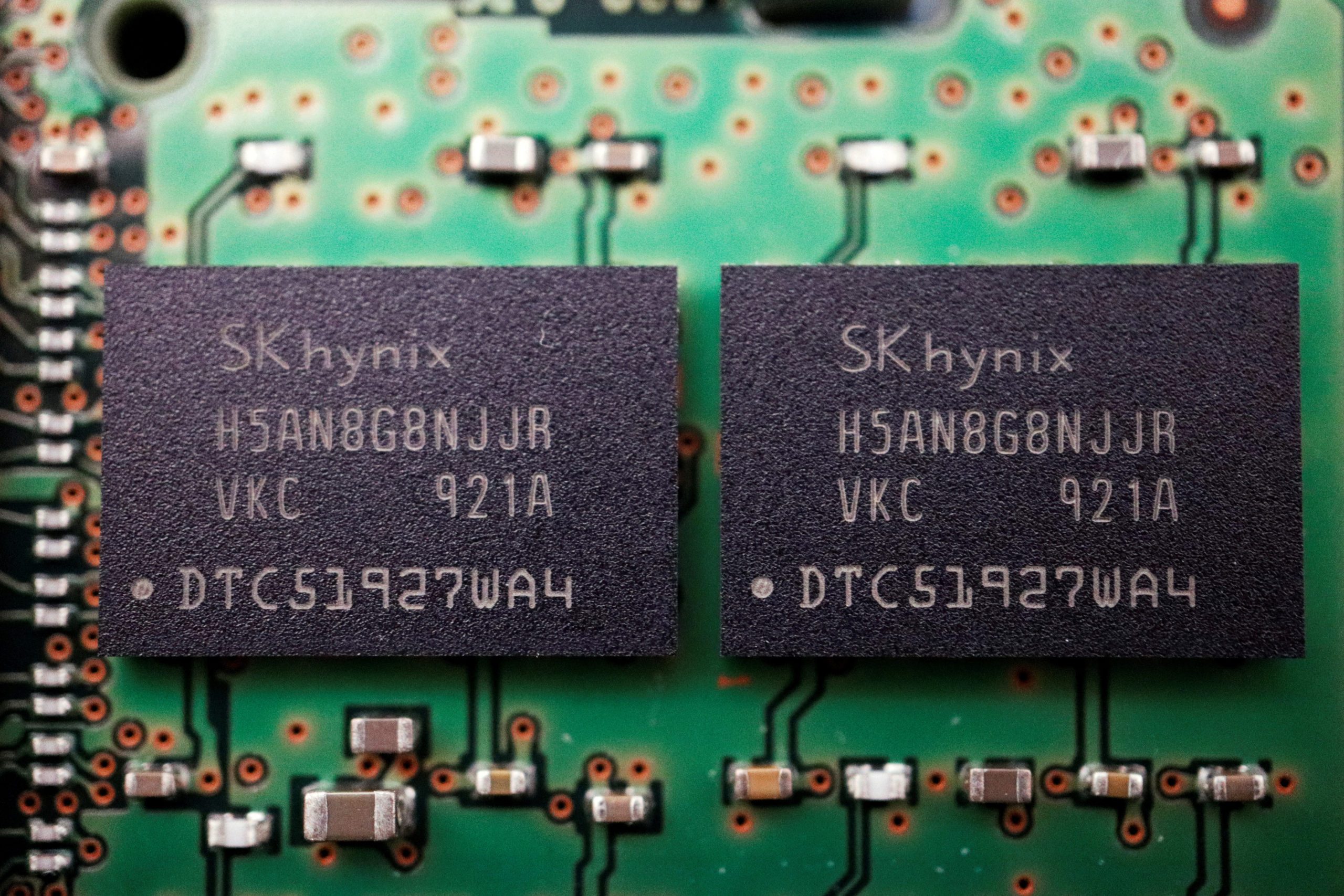 China's Micron Technology ban revives US trade tensions, fuels Asian chip rally