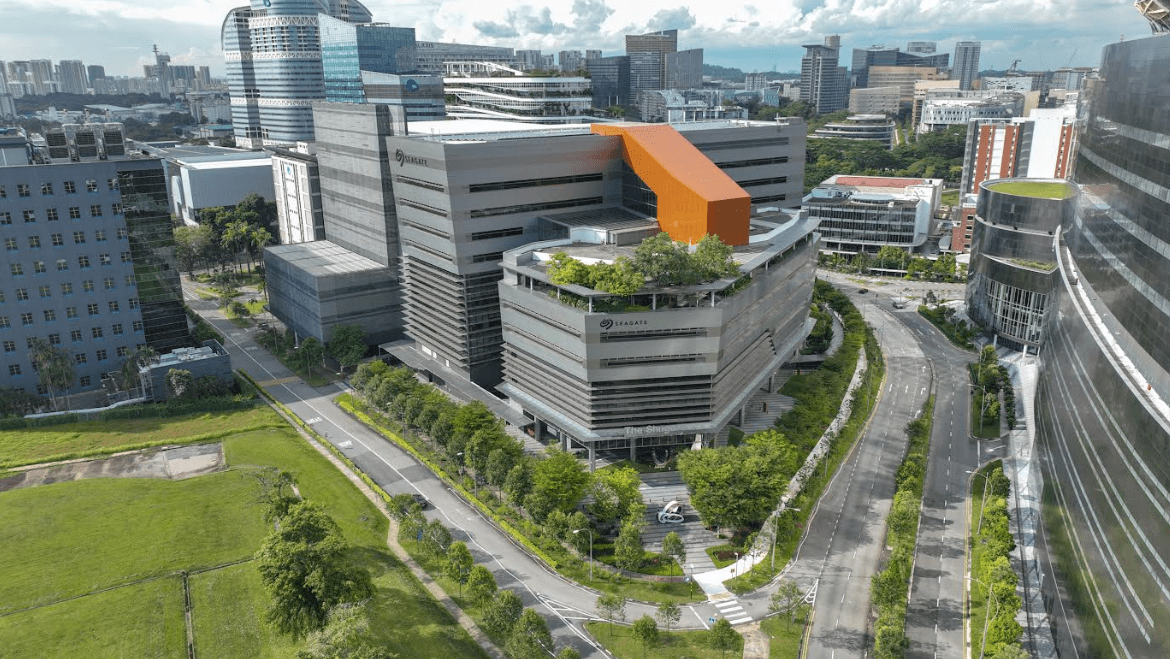 CapitaLand Ascendas REIT raises $372m to fund acquisitions - Vimarsana News