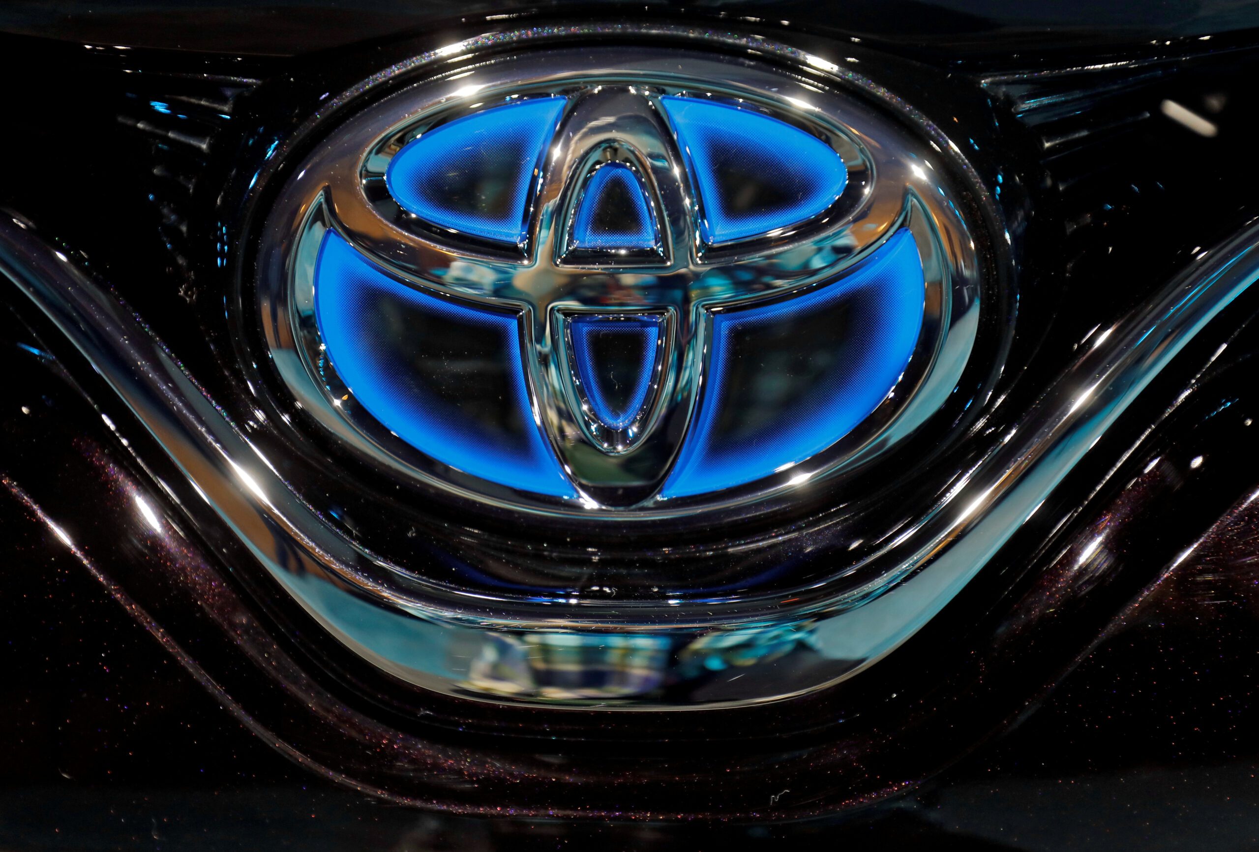 Toyota shareholders vote down climate resolution, endorse board