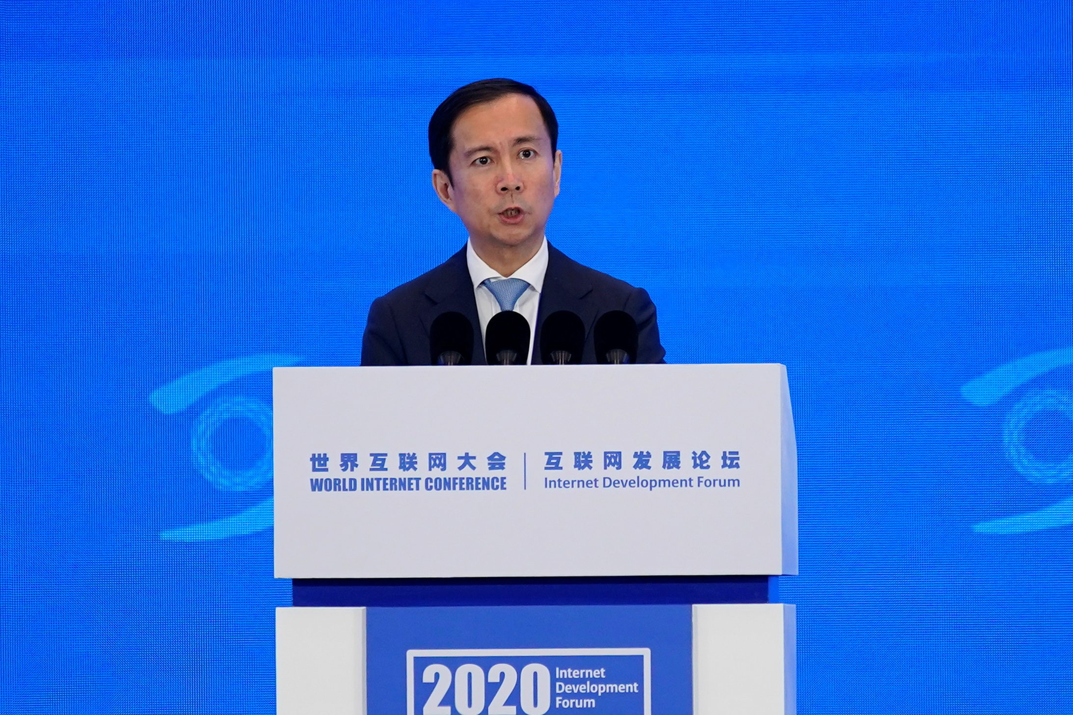 Alibaba's Daniel Zhang to focus on cloud business ahead of expected spinoff - Vimarsana News