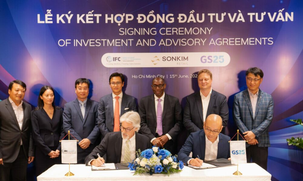 IFC closes two new investments in Vietnam's retail, agribusiness sectors