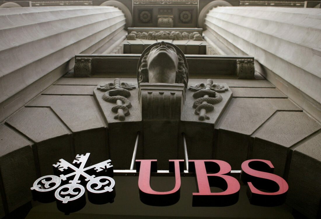 UBS drops plan for new China fund unit, takes over Credit Suisse JV