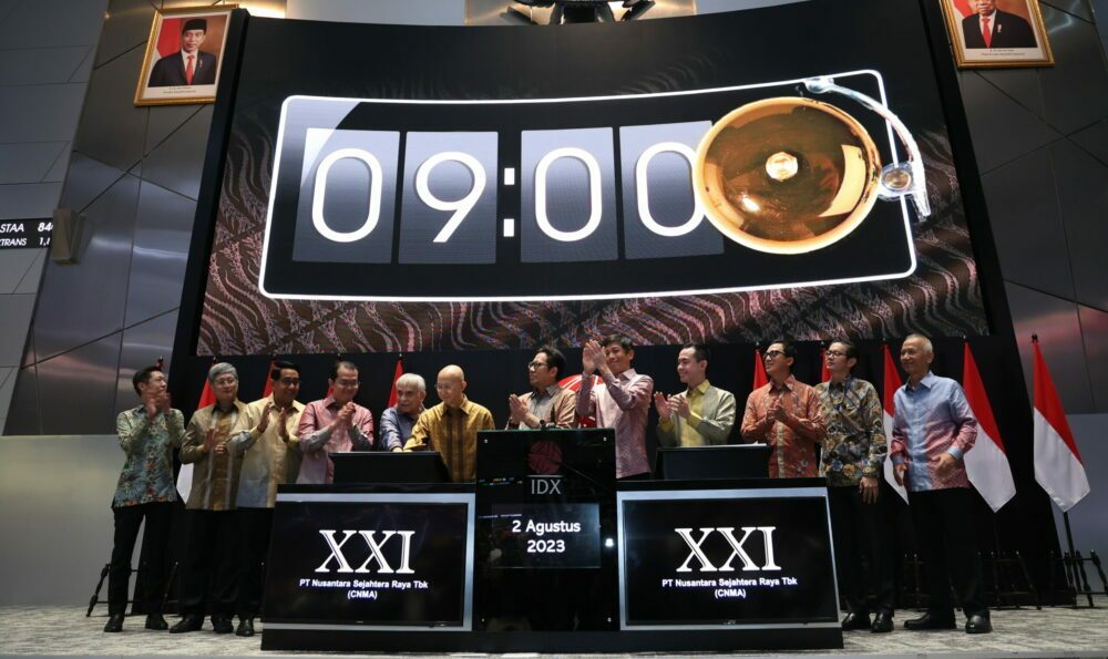Shares of Indonesian movie operator Cinema XXI rise 17% on listing day