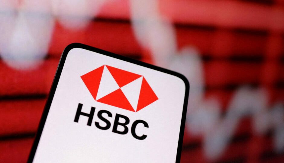 HSBC executive who deplored UK's stand on China to step down: report