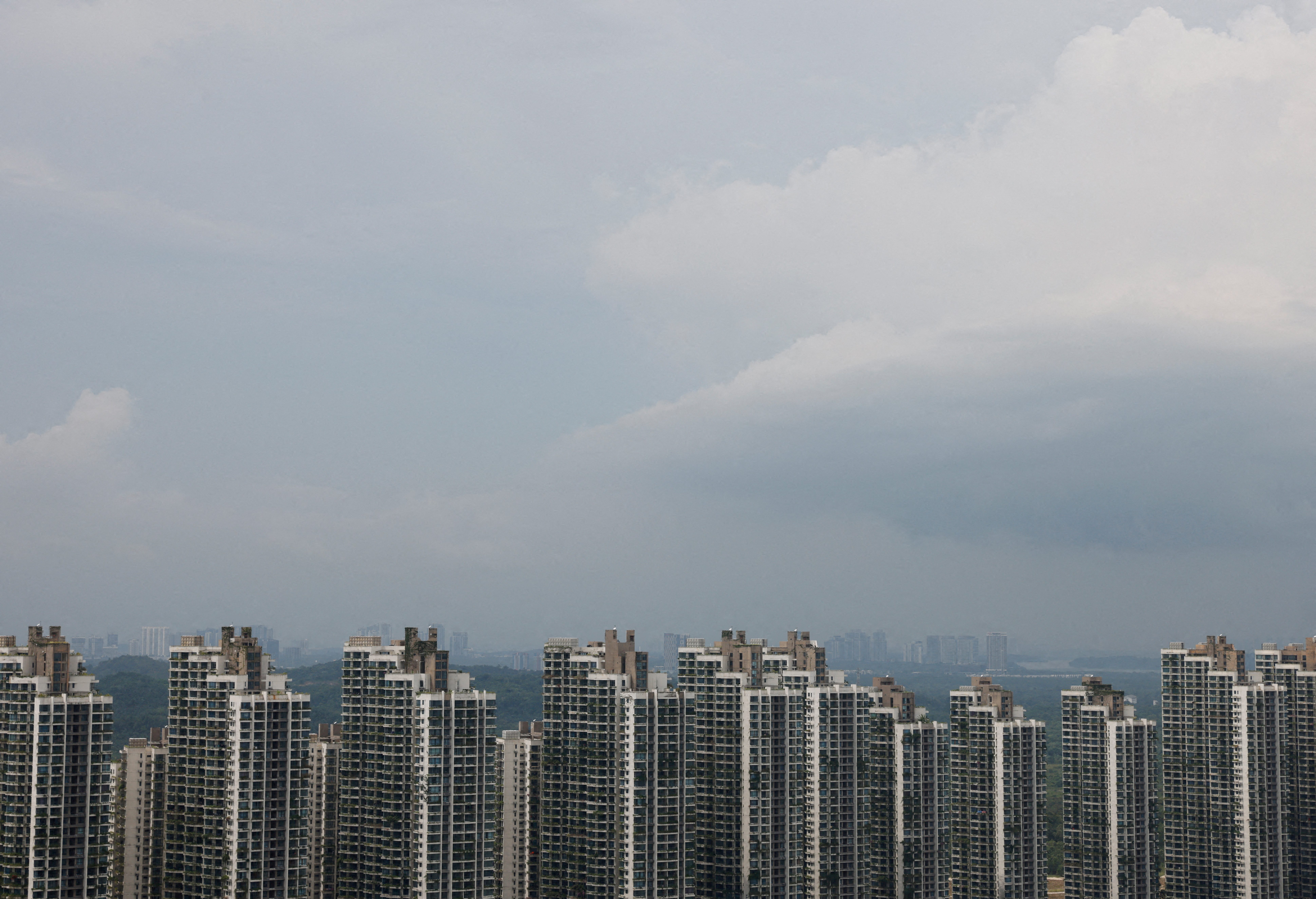 Country Garden's entire offshore debt to be in default if it misses payment today