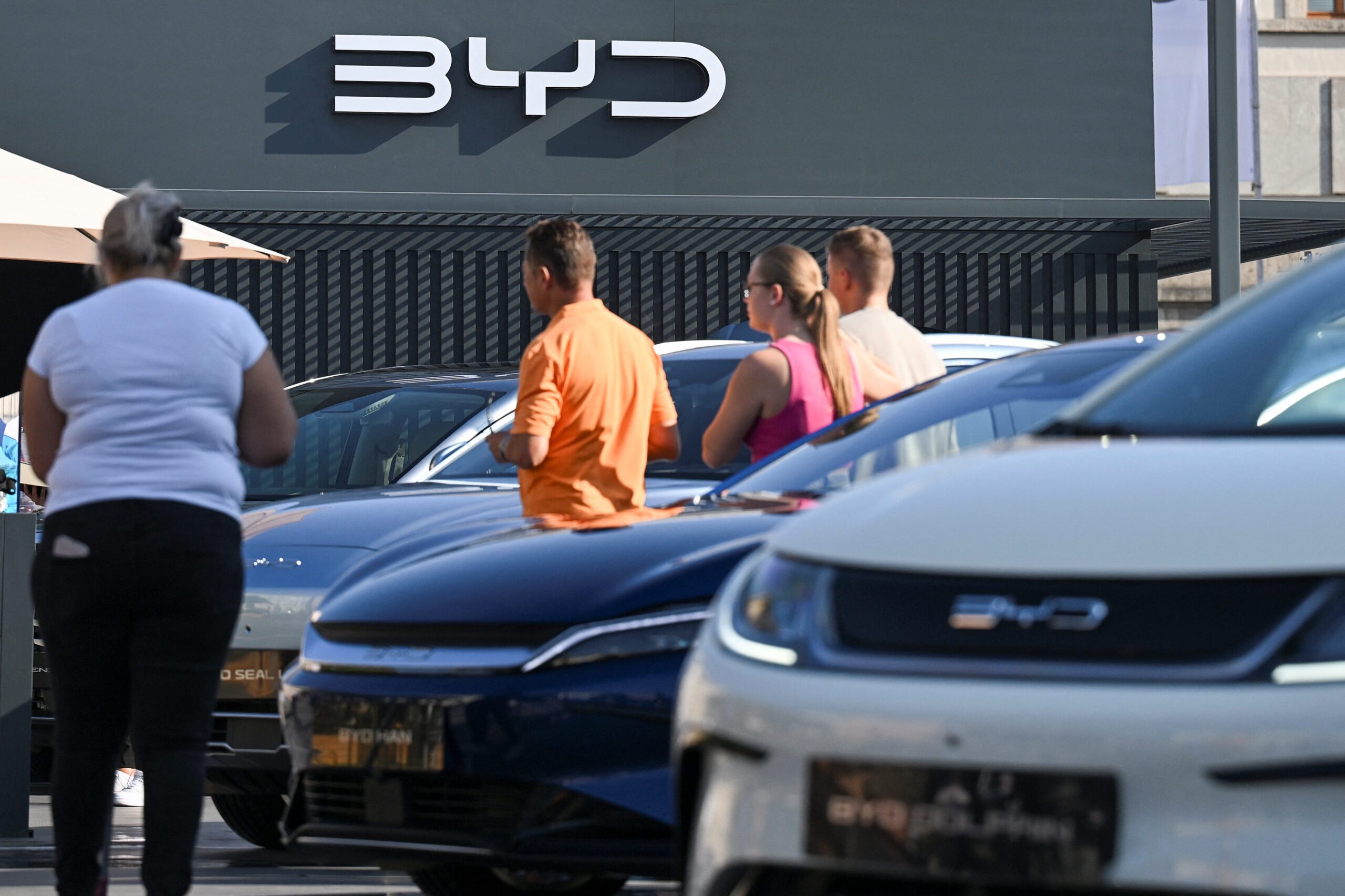China's BYD posts slowest quarterly profit growth in 2 years amid EV price war