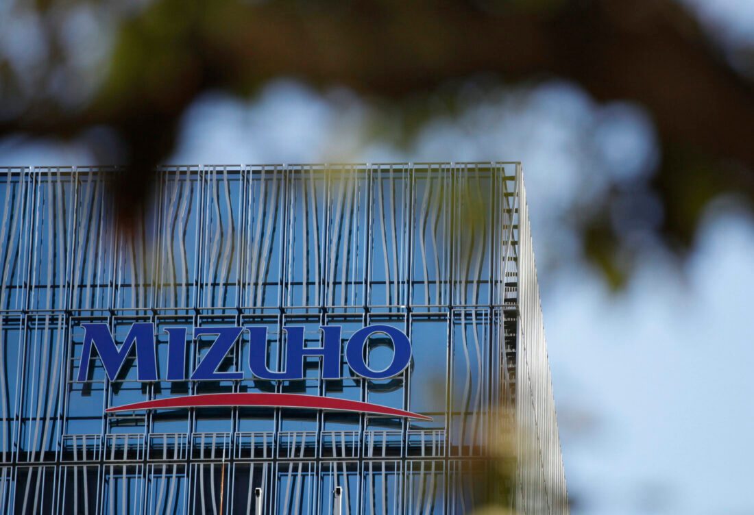 Japan's Mizuho to invest $600m more in online brokerage Rakuten Securities