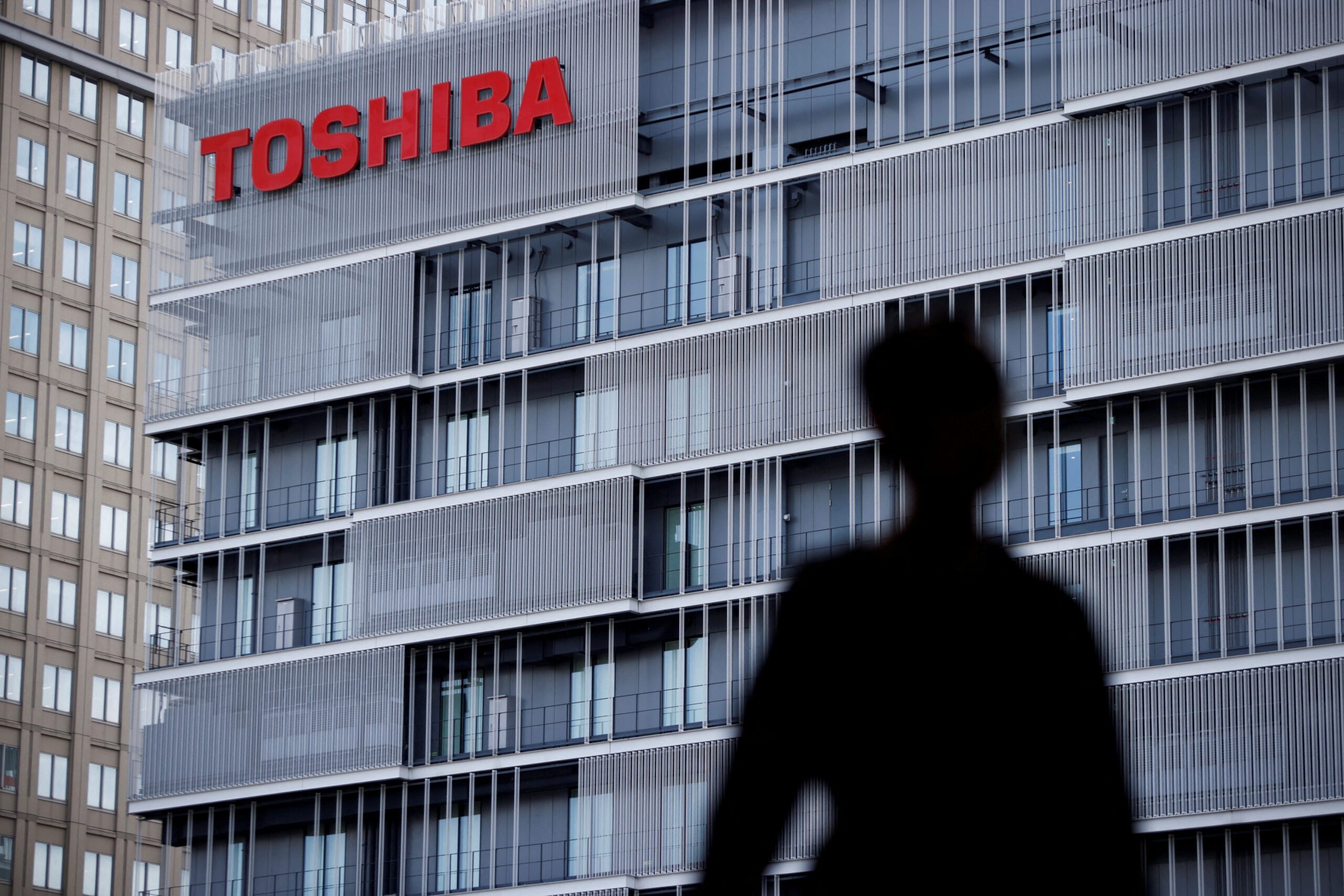 Little-known Japanese PE firm JIP faces tough task of turning around Toshiba