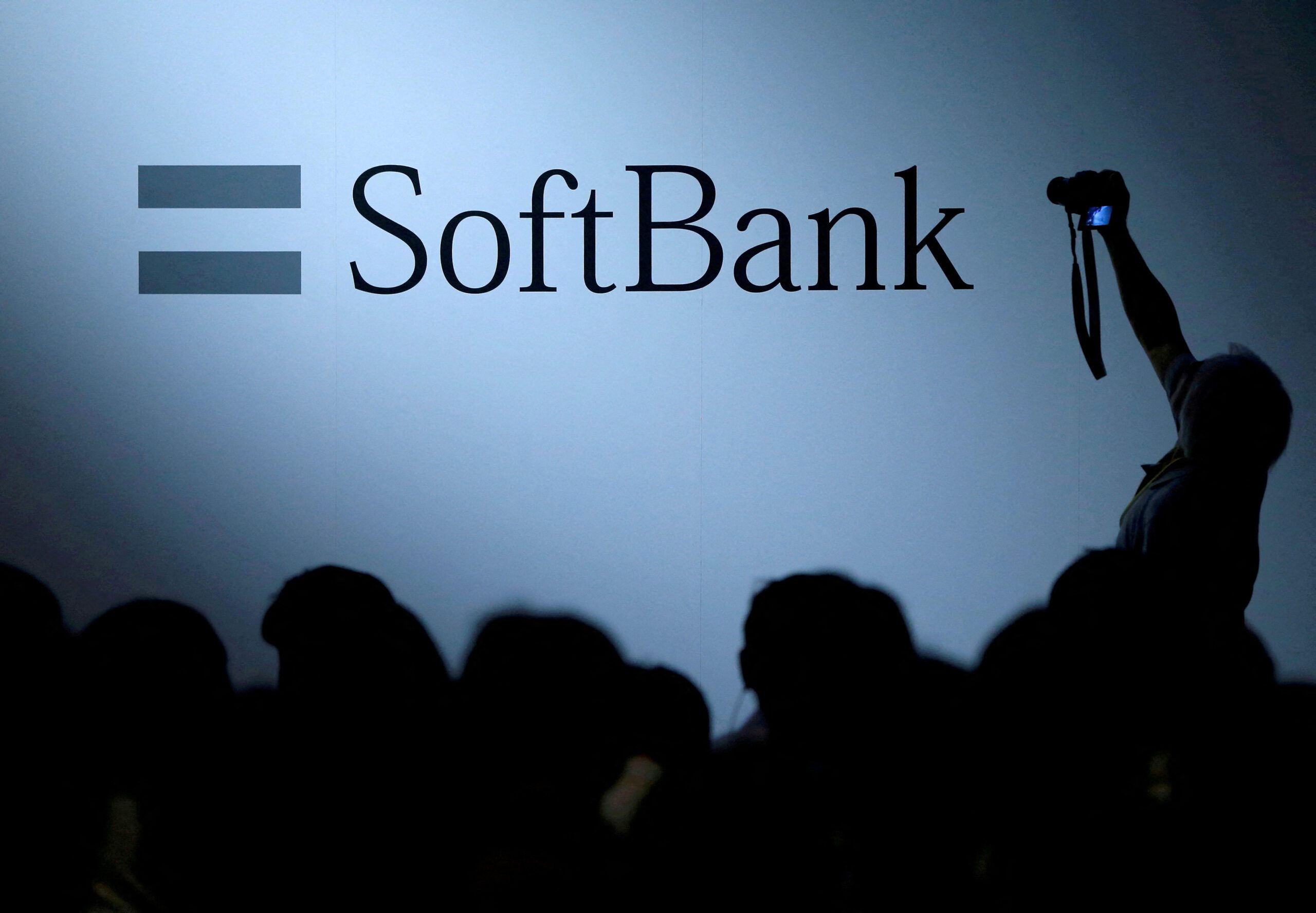 SoftBank back in the black after four quarters, posts $6.6b profit