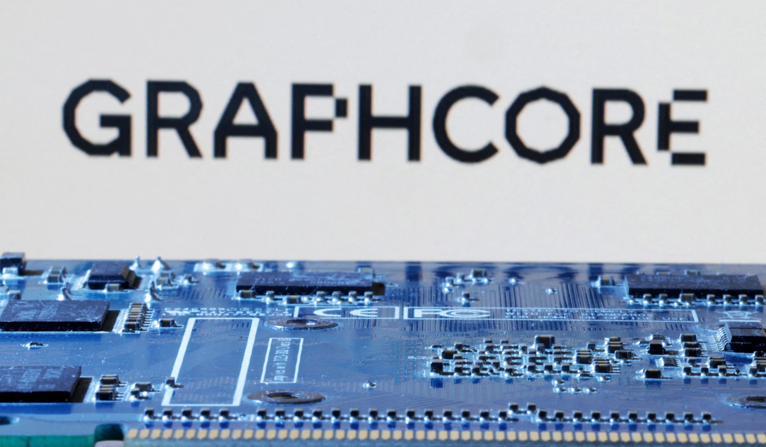 SoftBank in talks to buy AI chipmaker Graphcore