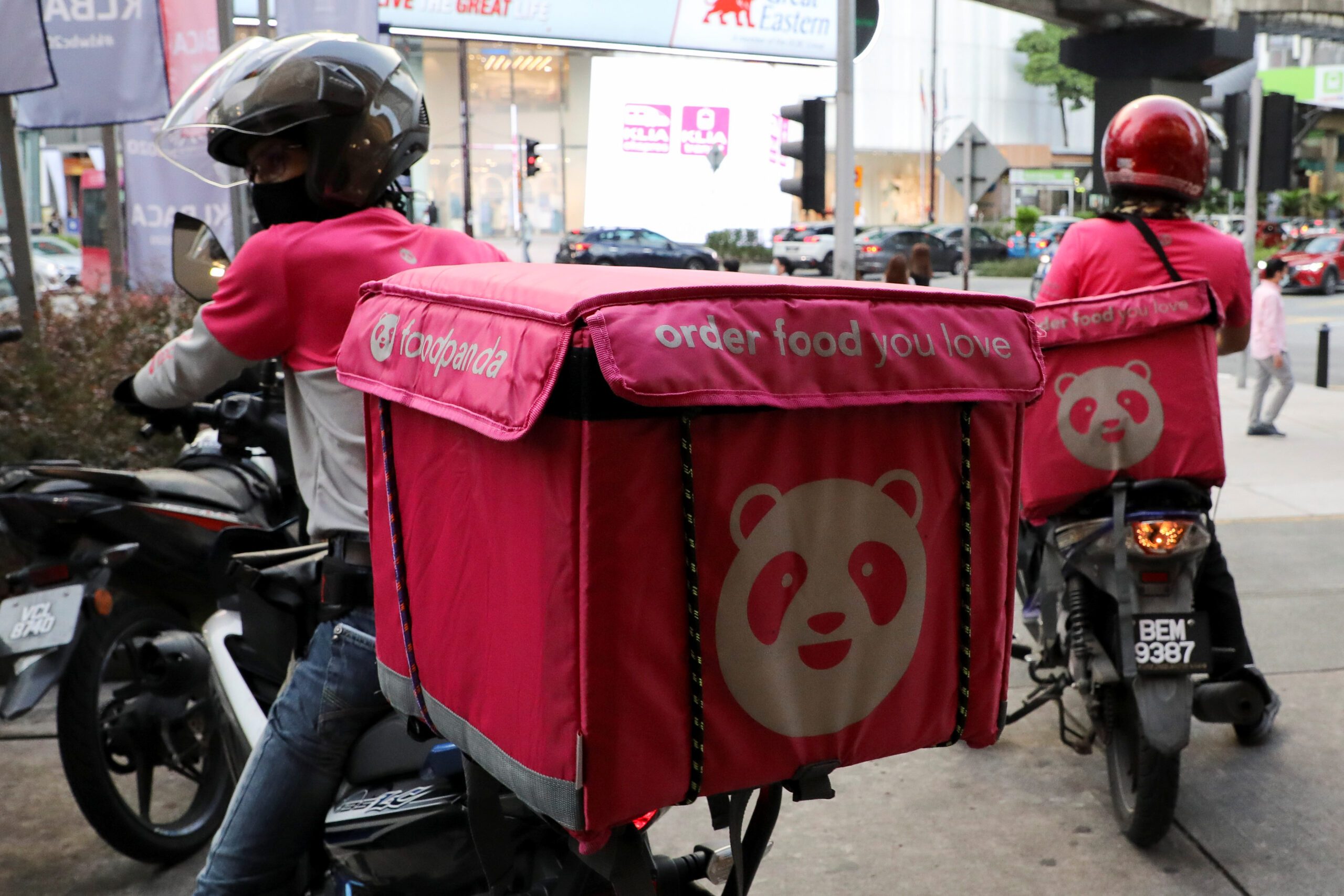 Delivery Hero in $1.25b deal with Uber for foodpanda Taiwan sale, investment