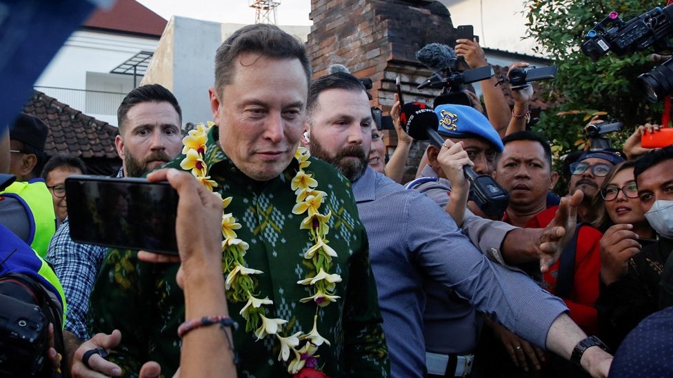 Musk launches Starlink services in Indonesia for health sector - Vimarsana News