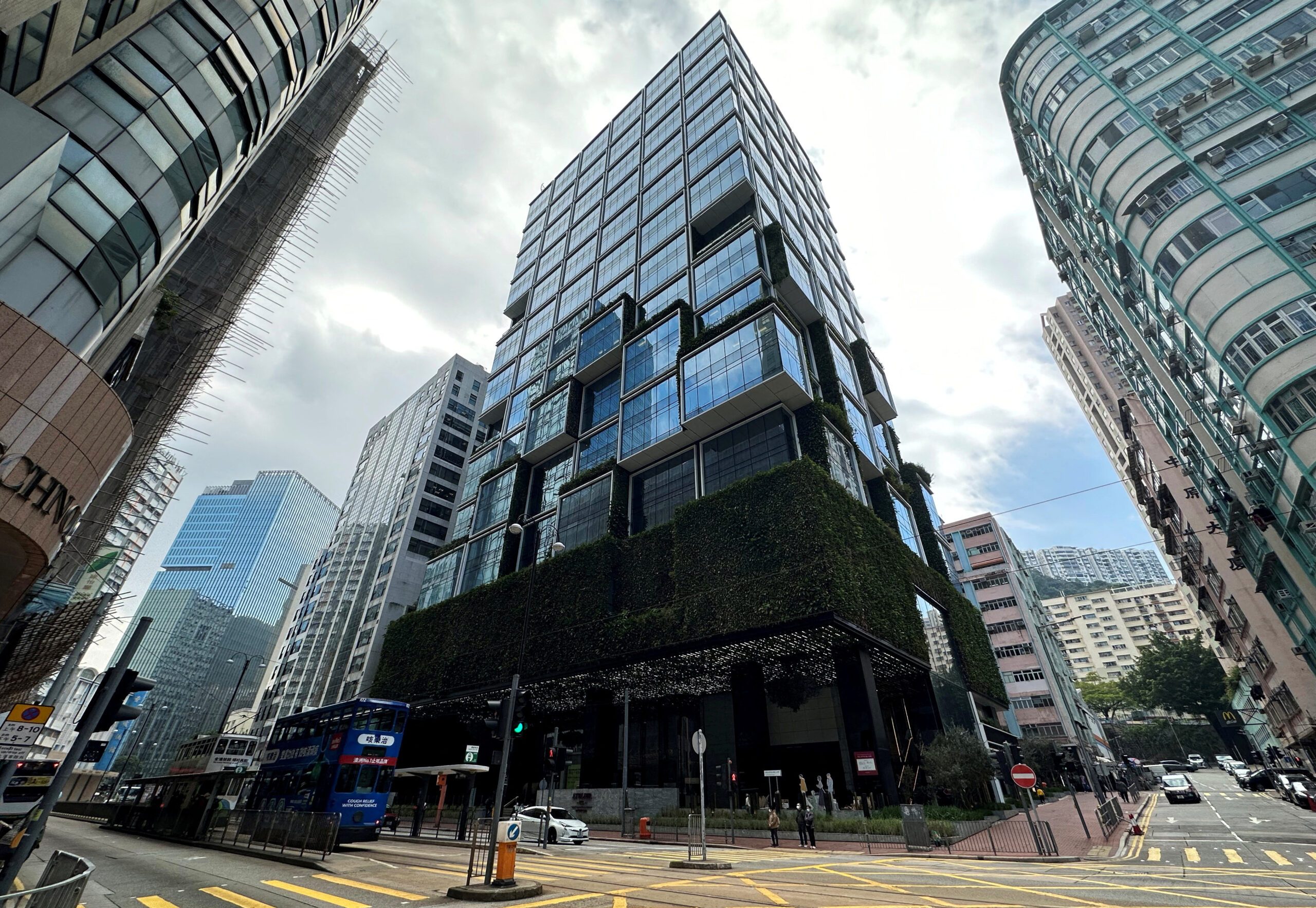HK's New World Development shares surge by a fifth after CEO resigns