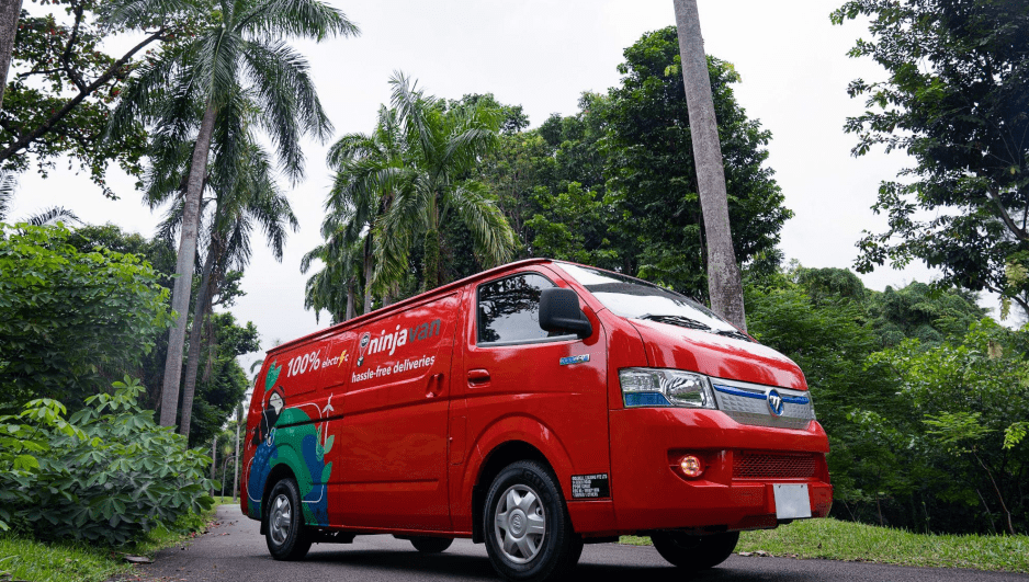 Ninja Van vows to settle labour dispute in VN subsidiary in two weeks