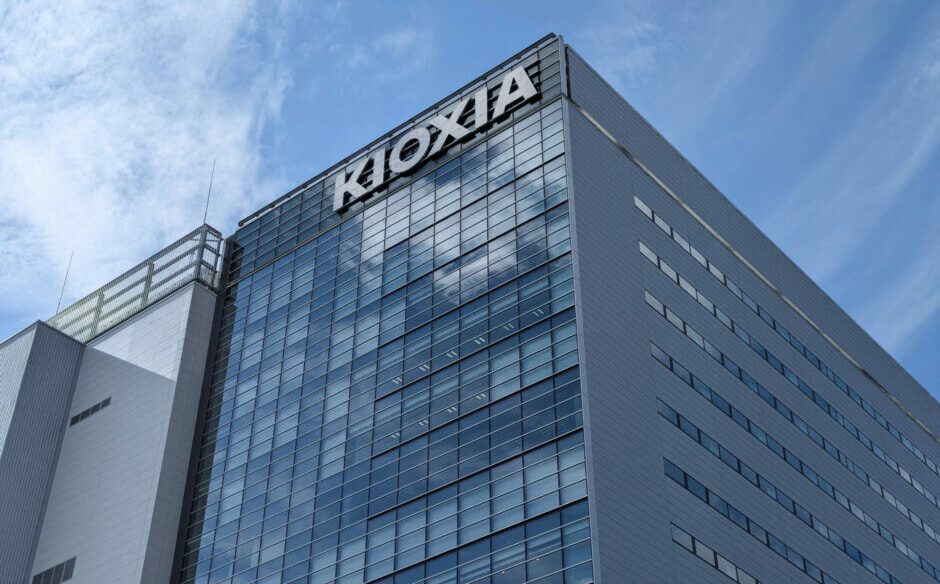 Bain-backed chipmaker Kioxia sets price range for Tokyo IPO: report