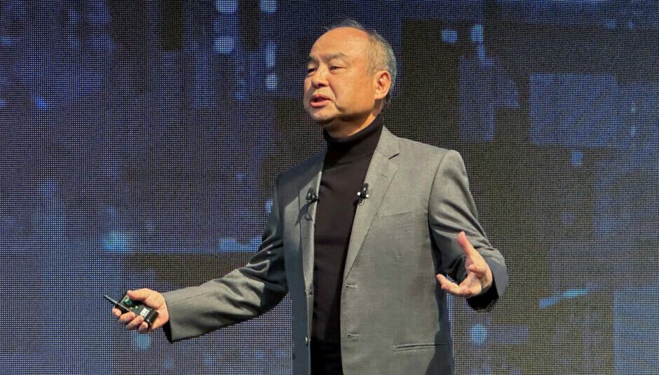 Trump, SoftBank CEO announce $100b US investment focused on AI