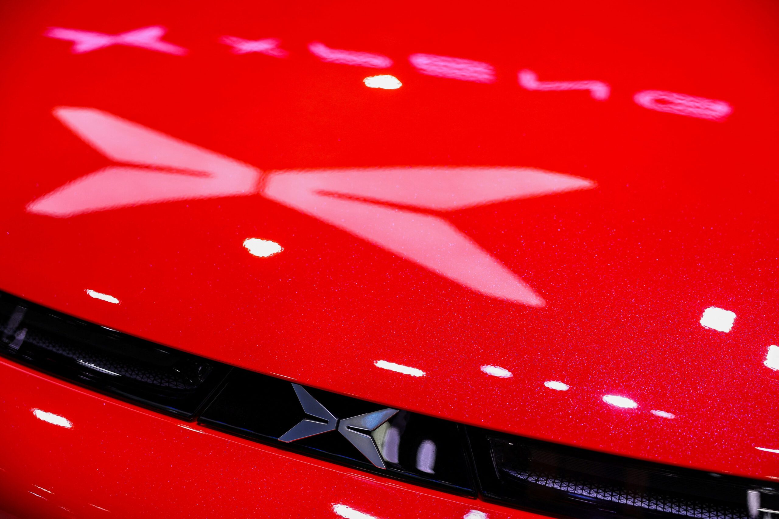Xpeng, Volkswagen to set up ultra-fast charging network in China