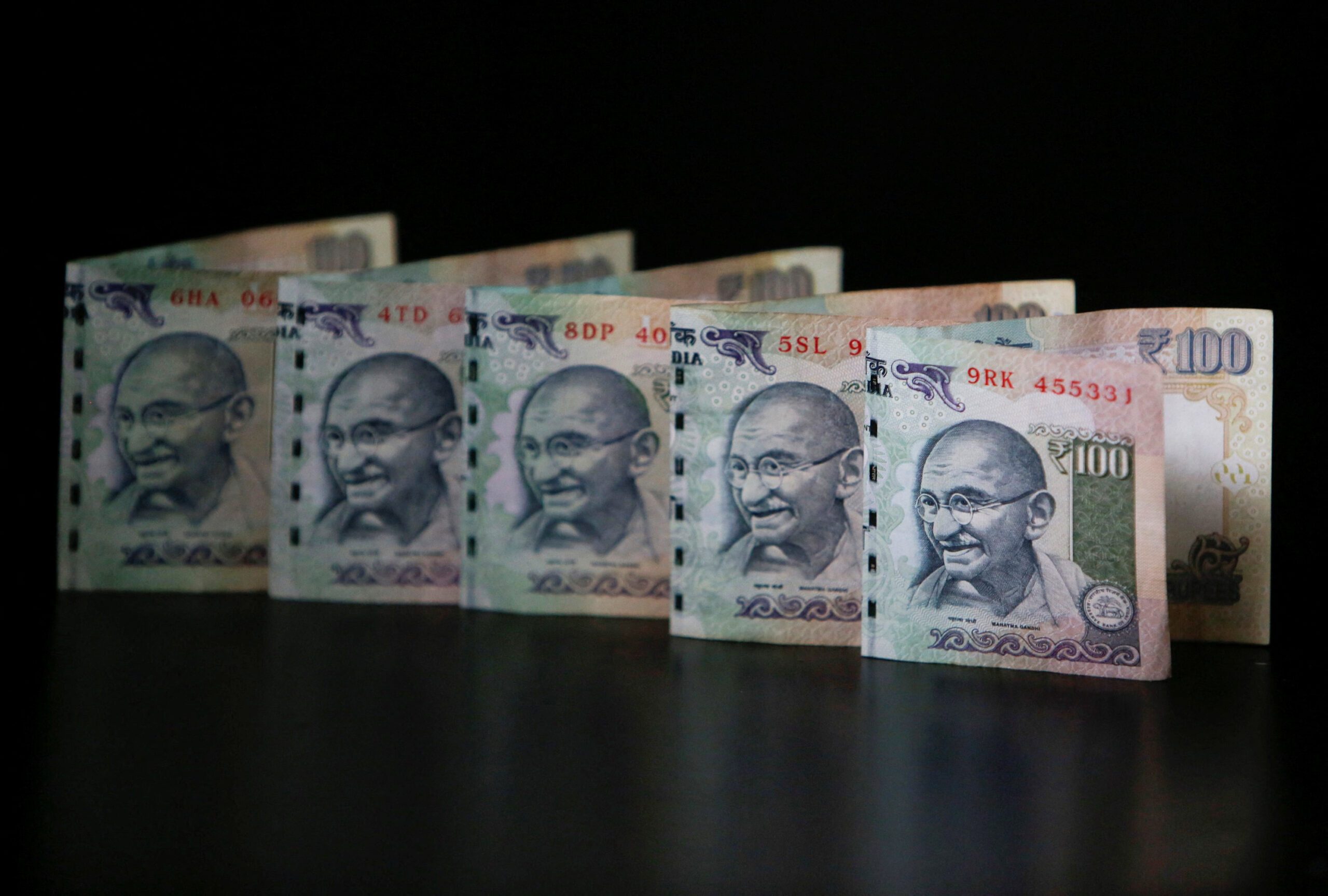 Thousands of Indian investors lose $100m in Falcon Ponzi scheme