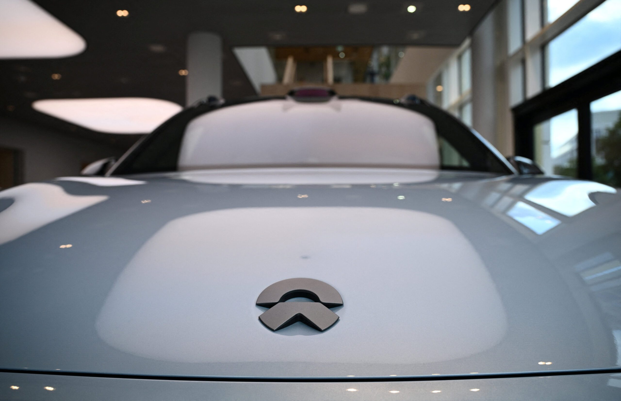 China's Nio teams up with CATL to build battery swapping network