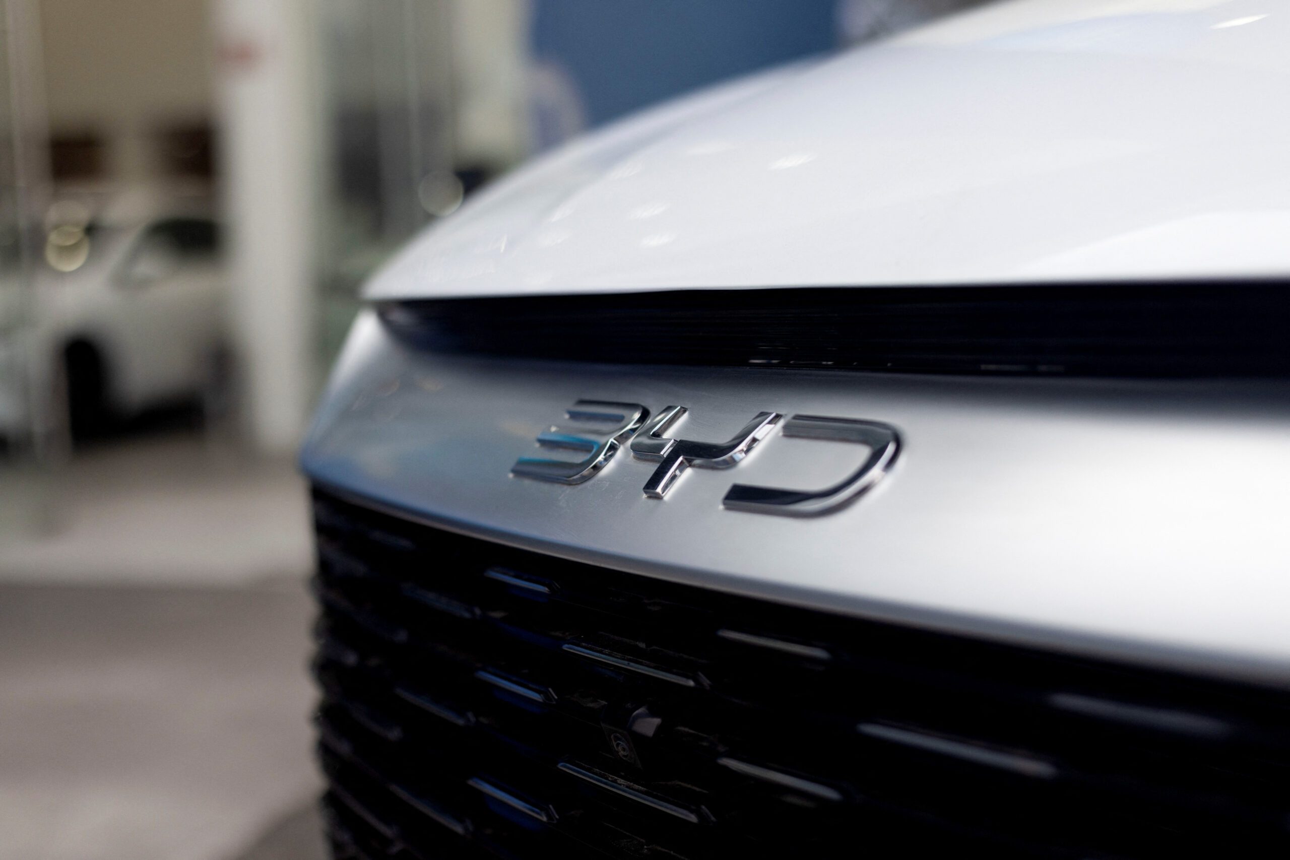 Chinese EV giant BYD's fourth-quarter profit leaps 73%