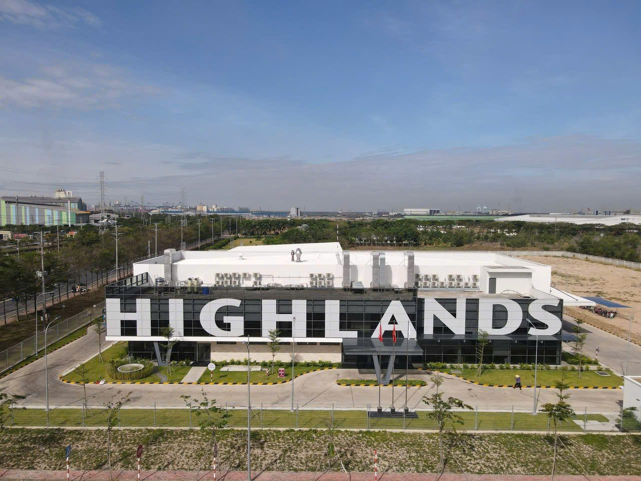 SEA Digest: Vietnam’s Highlands Coffee; Indonesia’s PT Merdeka Gold Resources weigh IPOs