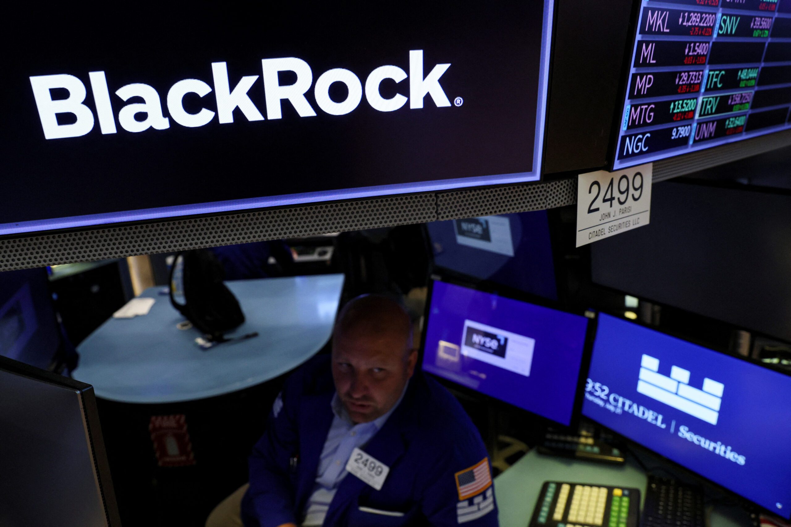 BlackRock bars employees from using company devices for China travel