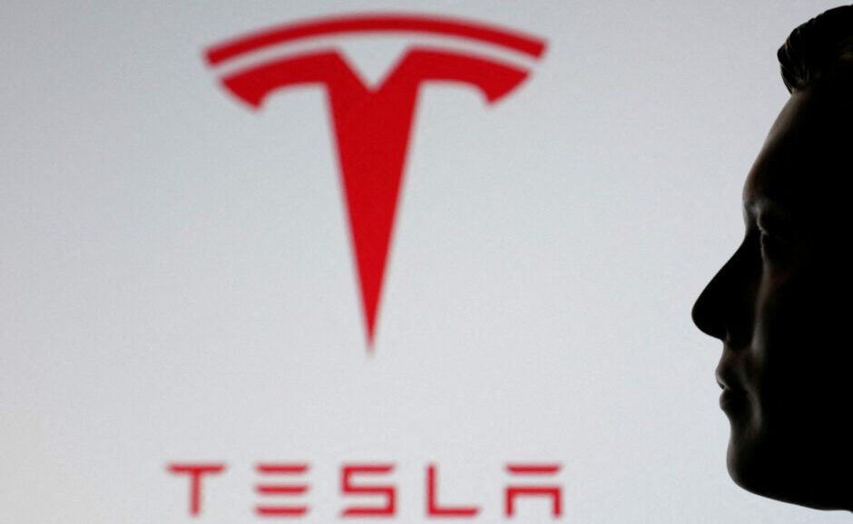 Tesla's 'Super Ambitious' $1t deal for Musk could still pass shareholder muster