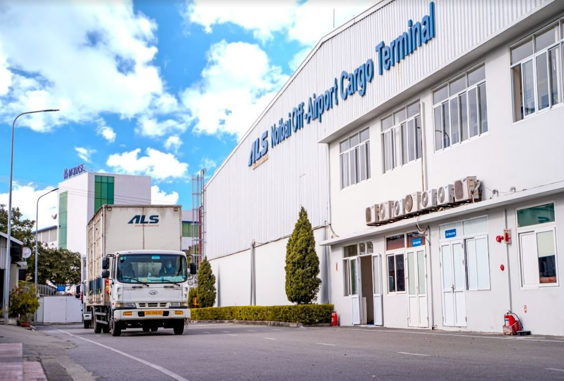 A.P. Moller, VinaCapital invest in Vietnam's ALS Cargo Terminal