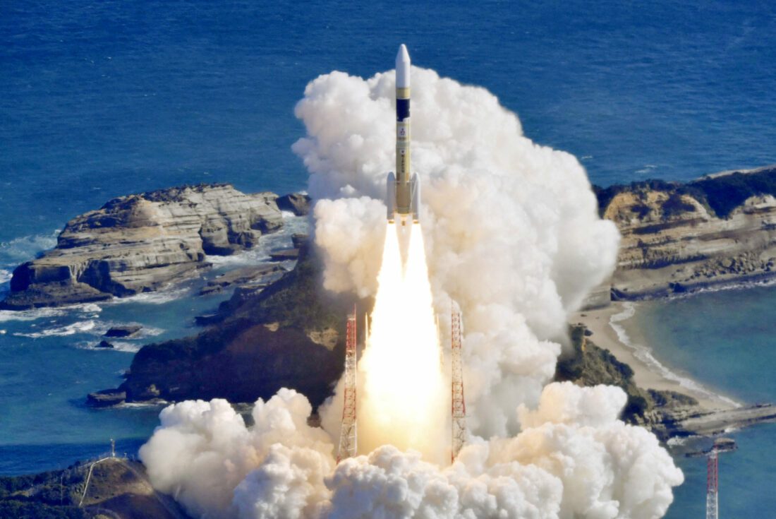 Investors pour record $3.5b into space as they look beyond big names