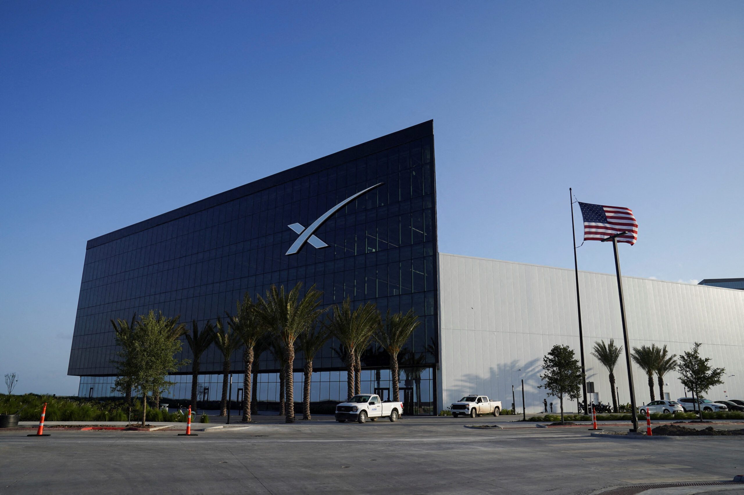 SpaceX to begin roadshow for mega IPO in early June