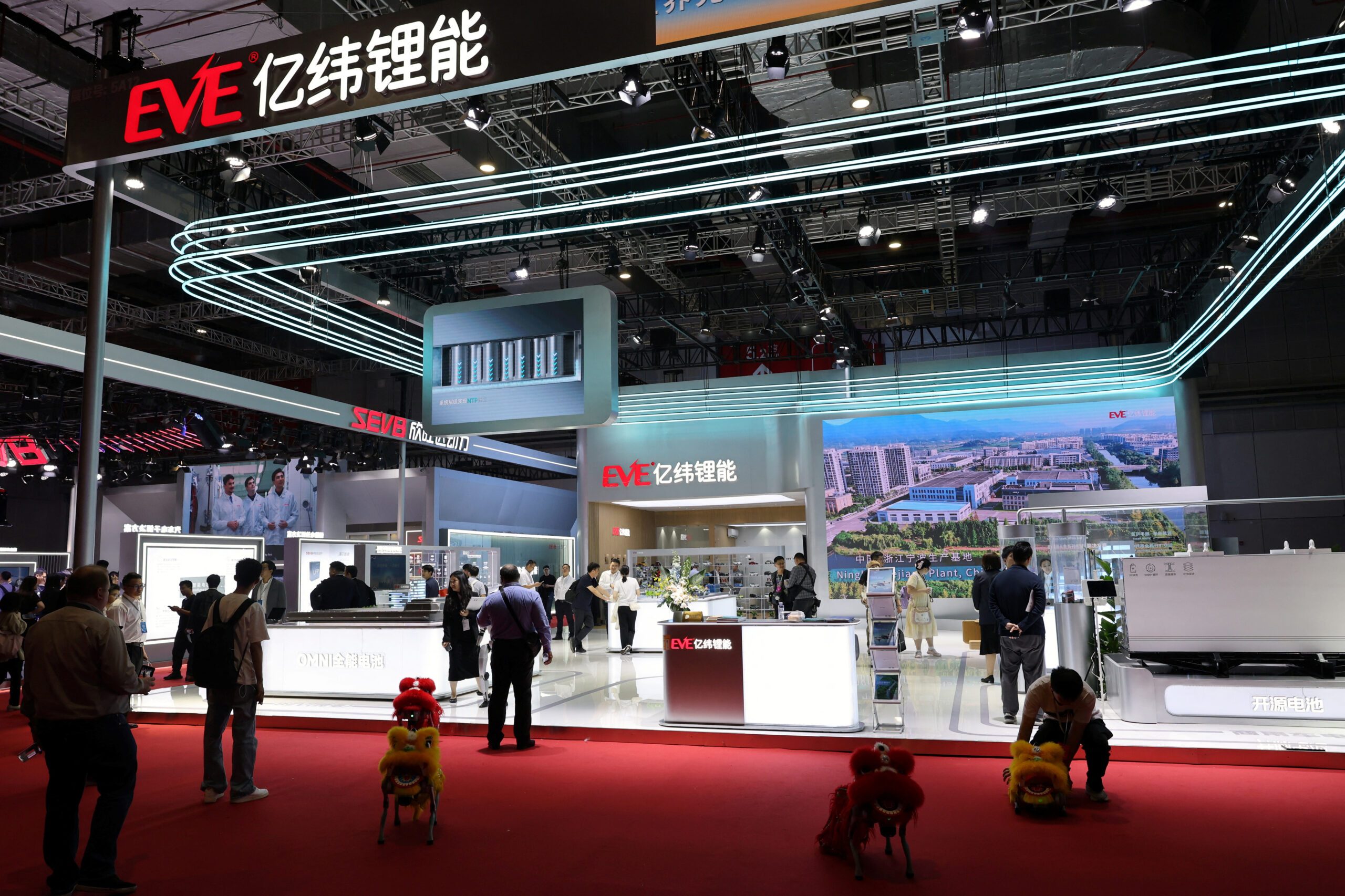 China's power reforms, global data centre buildout usher in battery boom