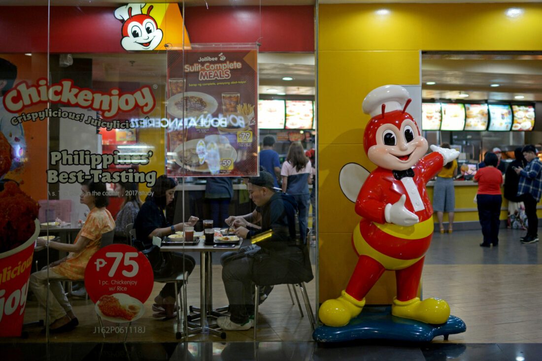 Jollibee plans to spin off, list international business in US