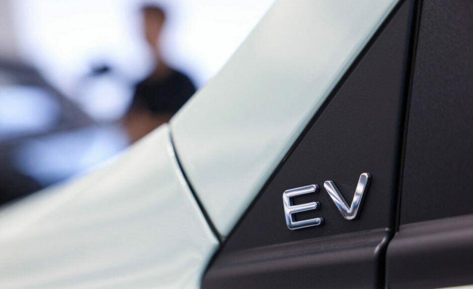 Chinese regulators urge automakers to resist price wars in EV sector