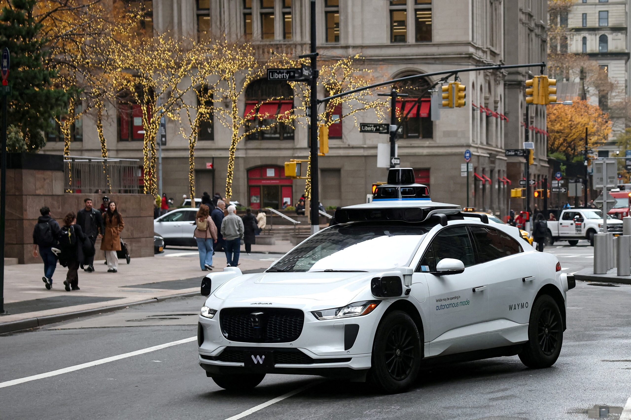 Self-driving car startup Waymo valued at $126b in latest financing