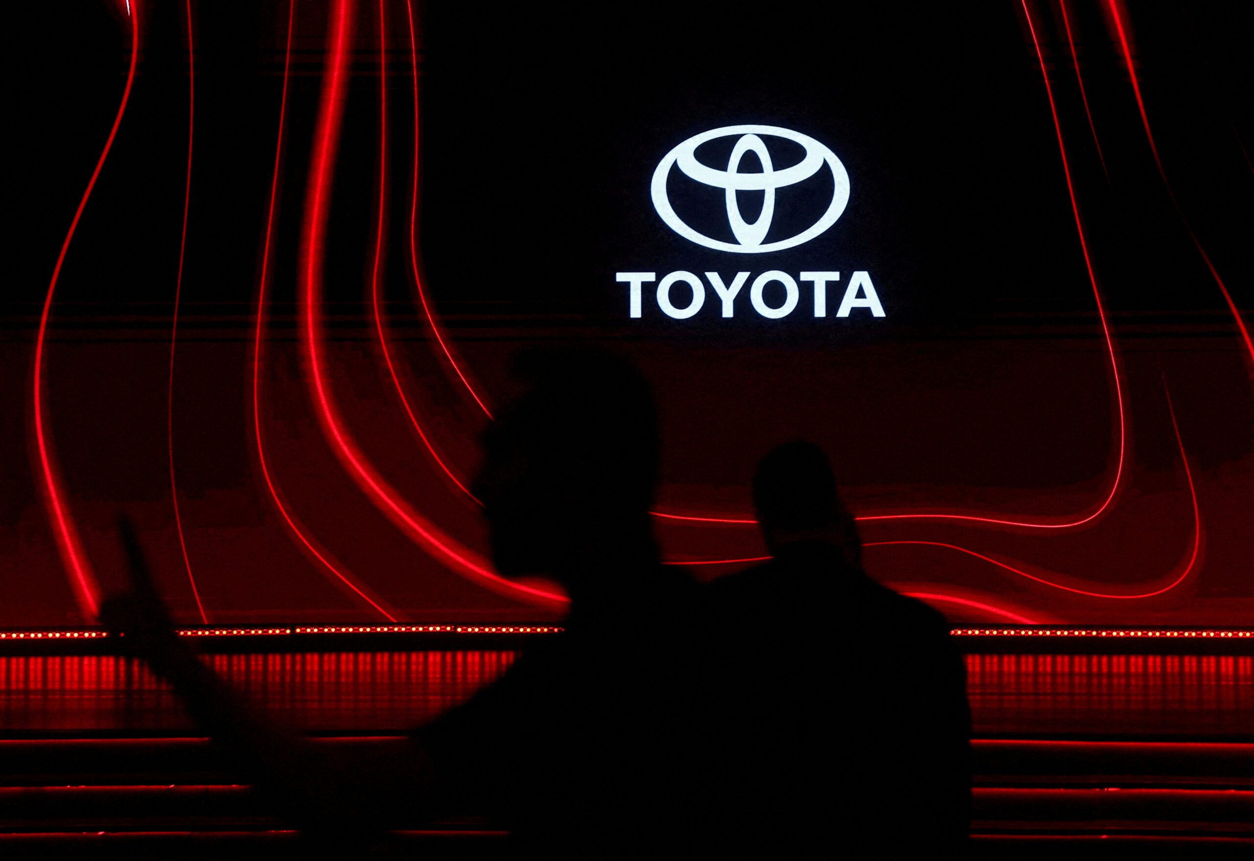 Toyota bumps offer for supplier to $30b, in a victory for activist fund Elliott