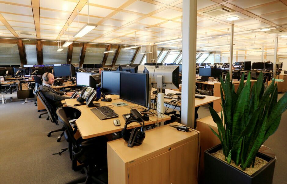 Norway wealth fund to allow some AI-driven decisions but humans to stay in control